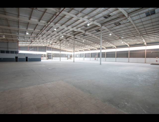 5,410M² WAREHOUSE TO LET IN RANDJESPARK